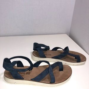 Fantasy Sandals Camo Ankle Strap